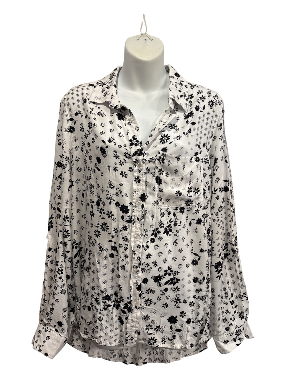 Velvet Heart White Black Floral Button-Down Shirt long sleeve size XL